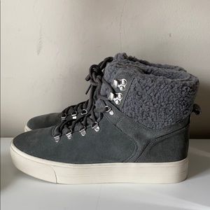 NWOT Marc Fisher fur sneaker